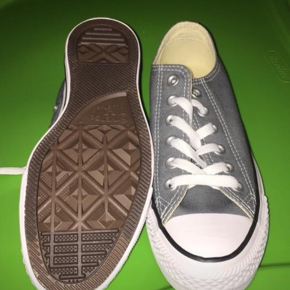 Converse - Picture 2 of 3